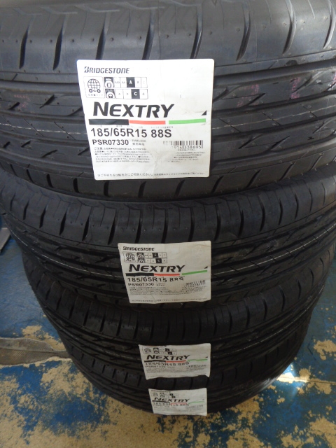 在庫限り‼️【バリ溝・国産】185/65R15 ブリヂストン ネクストリー 在庫限り‼️【バリ溝・国産】185/65R15 ブリヂストン ネクストリー